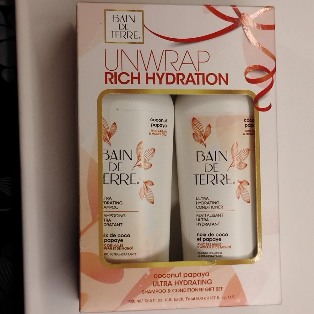 Bain de Terre Coconut Papaya Ultra Hydrating Shampoo & Conditioner Gift Set - Picture 5 of 6
